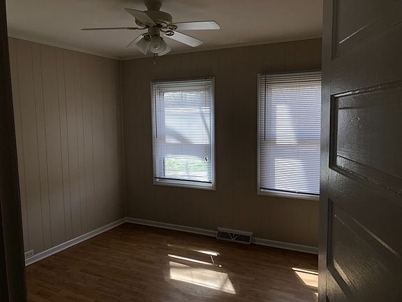 4th image of 902 Bringle Ferry Rd