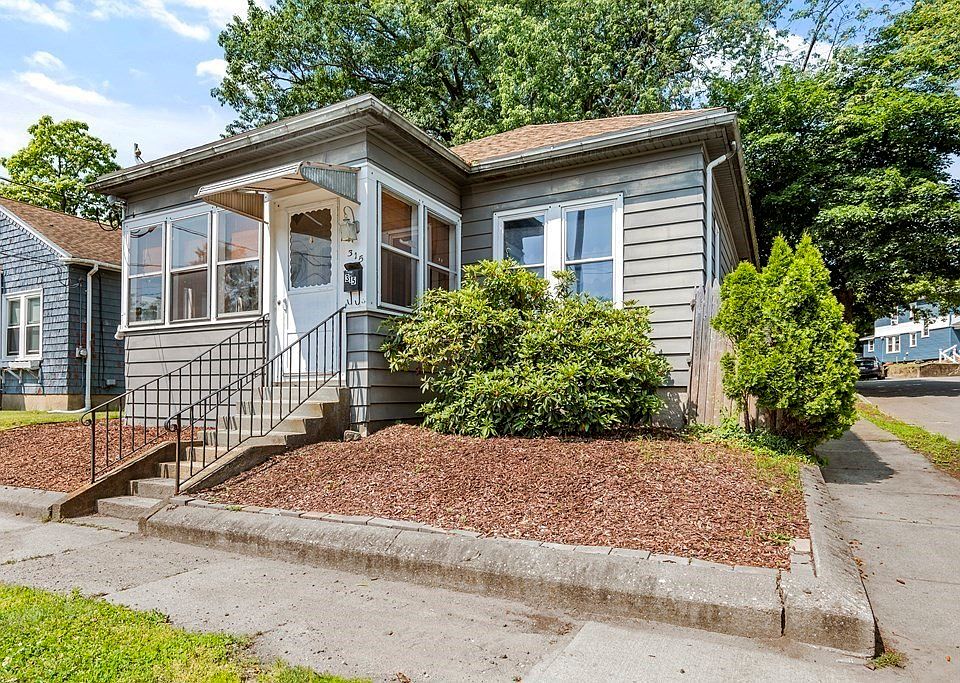 315 Boutelle St, Fitchburg, MA 01420 Zillow
