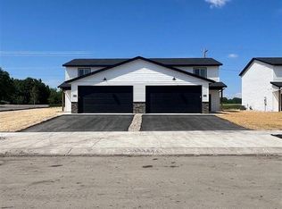 3108 Scotch Ln, Mankato, MN 56001