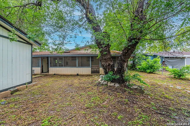 7126 Westlyn Dr — Photo 24
