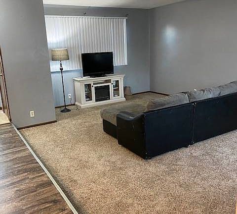 3rd image of 1107 1st Ave