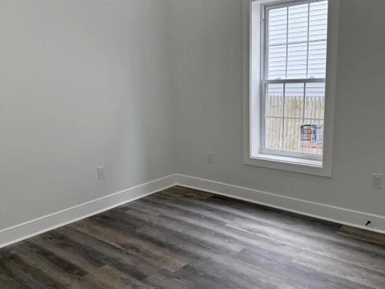 321 Jefferson Ave #1 — Photo 4