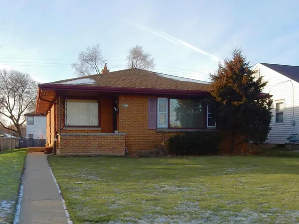 5467 North Green Bay AVENUE, Milwaukee, WI 53209