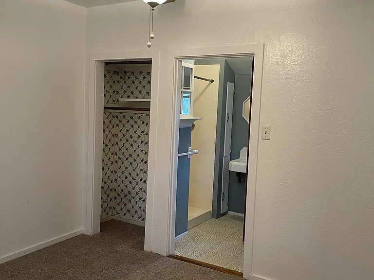 2295 Goodwin Ave — Photo 11