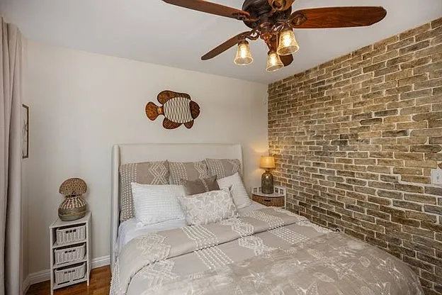 631 Calle Miguel — Photo 10