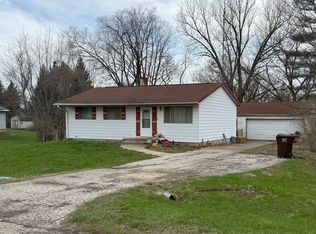 5847 Kirkwood Dr, Rockford, IL 61109