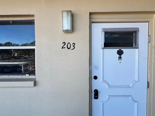5750 80th St N Unit B203, Saint Petersburg, FL 33709