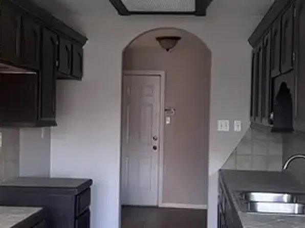 2003 Magnolia St, Mission, TX 78573