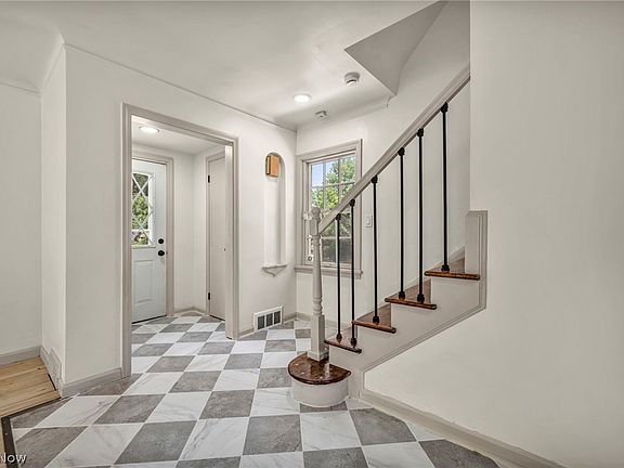 4th image of 3635 Tolland Rd