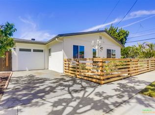 880 Camellia Pl, Carlsbad, CA 92008