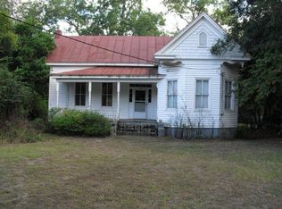 116 W Sumter St, Mayesville, SC 29104