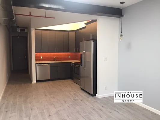 Rented by The InHouse Group | media 8
