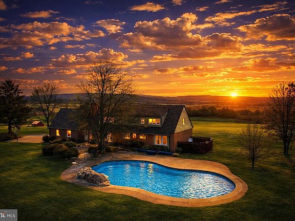 3rd image of 8450 Palmer Rd