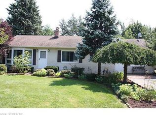 6 Seneca Rd, Wallingford, CT 06492