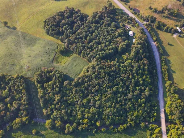 10120 Hodgenville Rd, Summersville, KY 42782