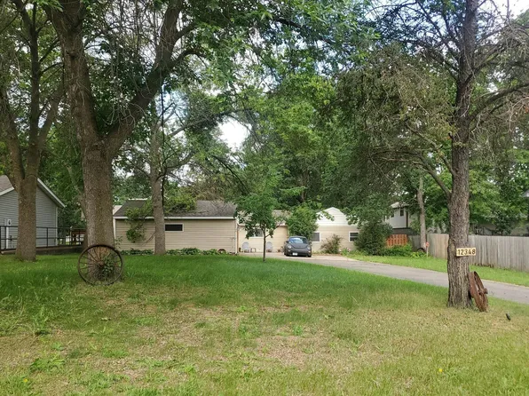 12348 Flintwood St NW, Coon Rapids, MN 55448