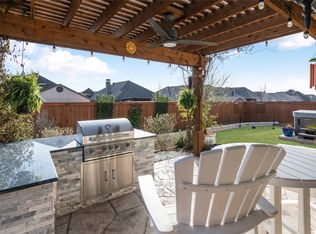 932 Gray Wash Dr, Saginaw, TX 76179