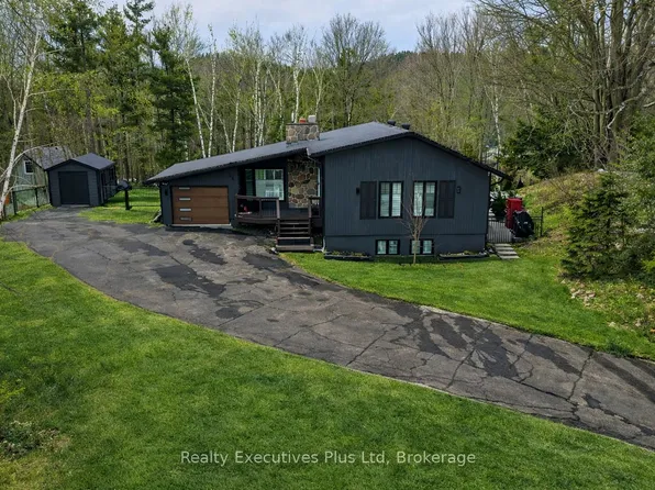 24 Birch Grove Dr, Oro Medonte, ON L4M 4Y8