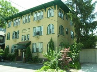 111 Everett Ave APT 2, Providence, RI 02906