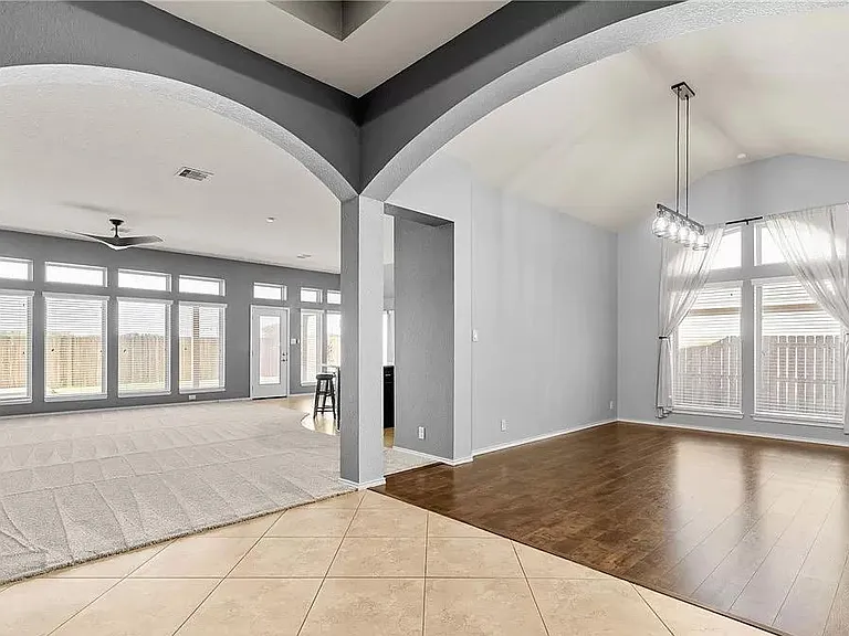 3028 Saddlehorn Dr — Photo 6