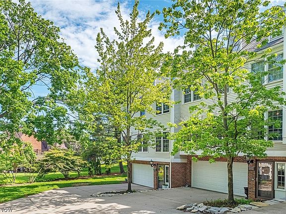 2nd image of 103 Cliffside Commons Dr #103