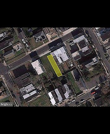 3rd image of 1924 Magellan Ave