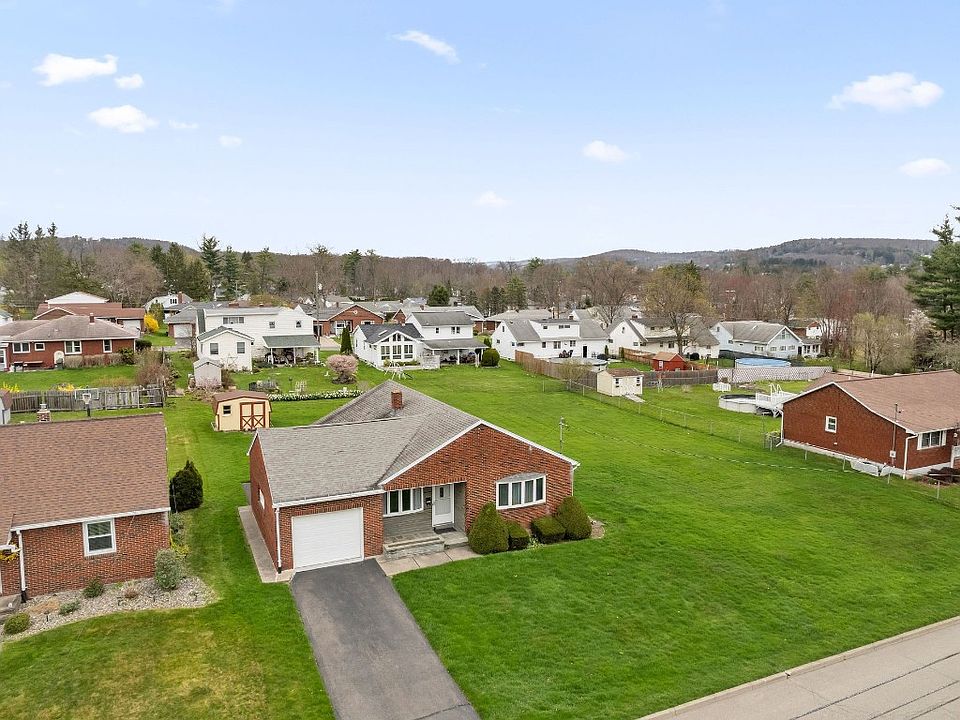2815 Yale St, Endwell, NY 13760 Zillow