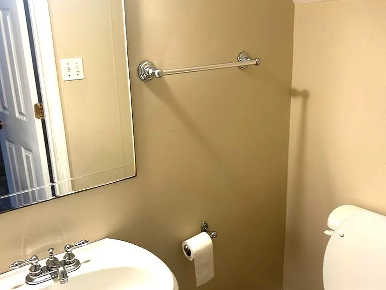 220 Church Ave #10 — Photo 5