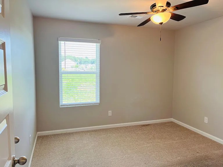 19 White Spruce Way — Photo 35