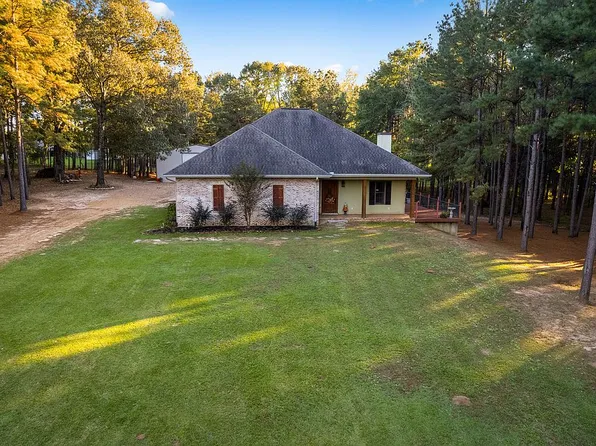 159 Valentine Rd, Trout, LA 71371