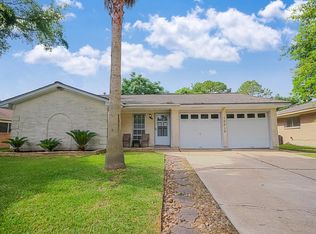 10010 Antrim Ln, La Porte, TX 77571