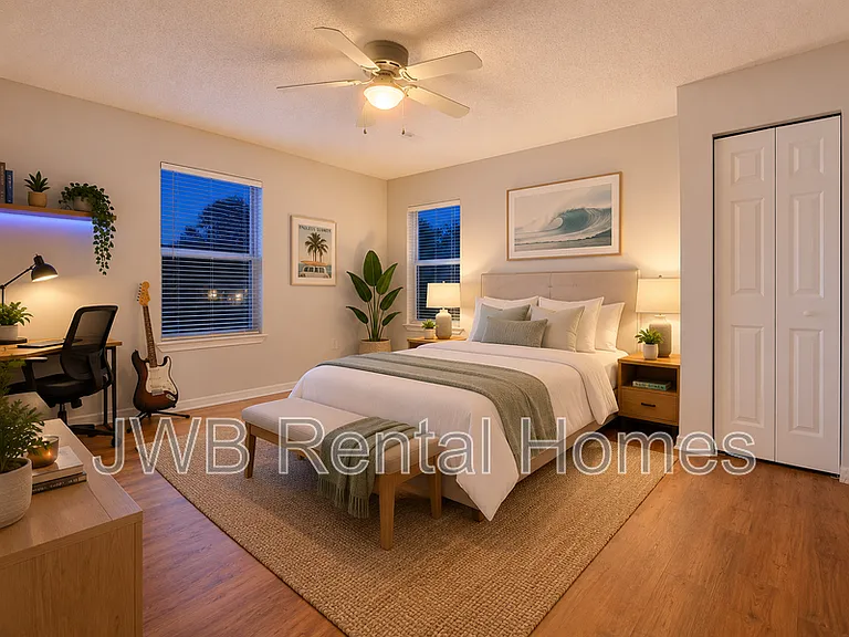 1318 Harrison St — Photo 9