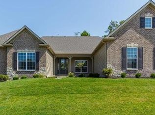 1003 Trailwynd Dr, Wentzville, MO 63385