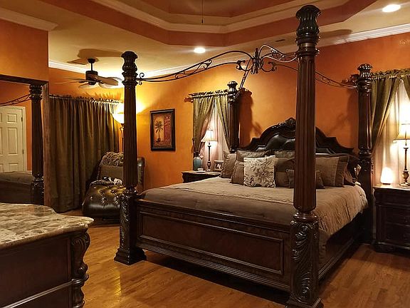 4th image of 518 Waterford Cove Cir