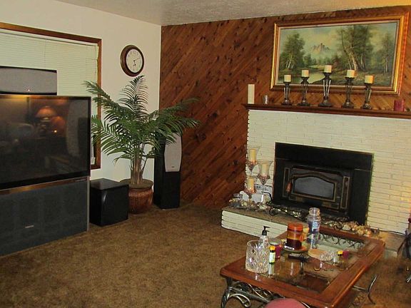 4th image of 1745 SE Alder St