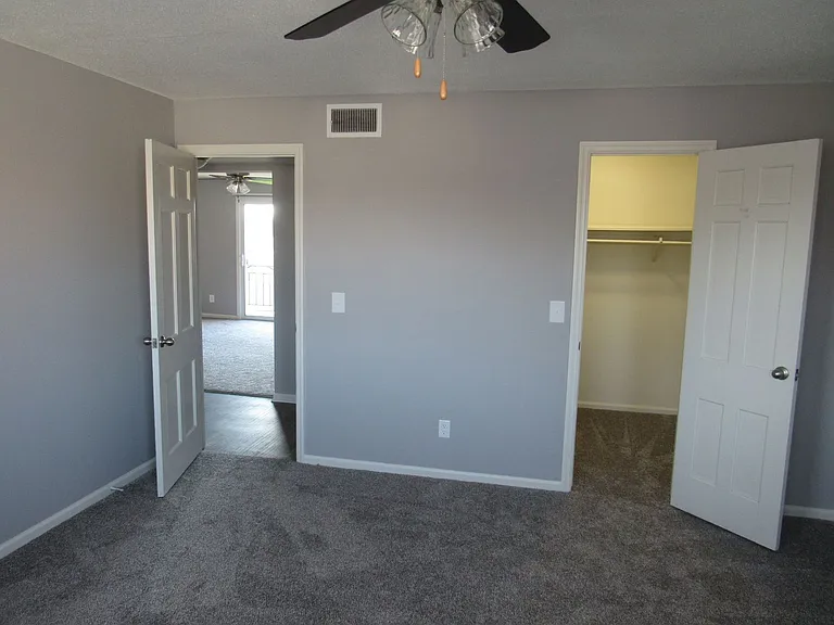 The Heights Apartments — Photo 217