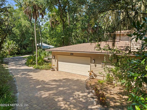 5th image of 1902 SHERRY Drive N