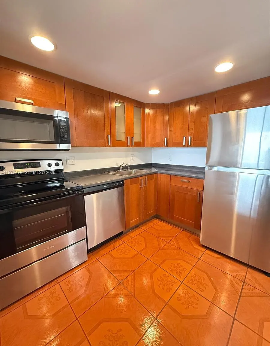 Sailboat Cay Condo — Photo 1