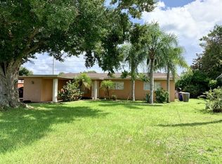 1033 Trinidad Ave, Fort Pierce, FL 34982