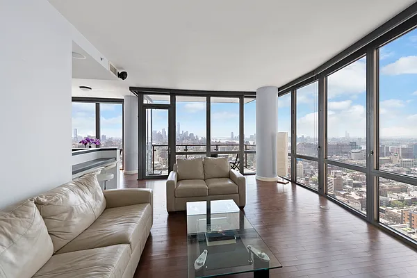 Rented by Compass | media 7