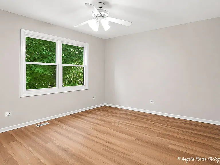 246 Shadowbend Dr — Photo 14