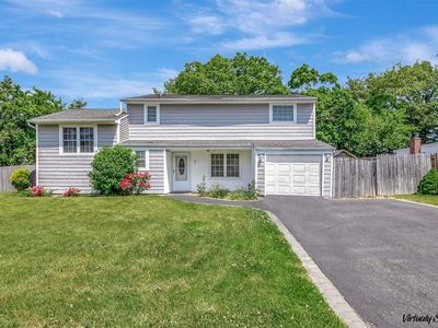1 Monterey Lane, Centereach, NY, 11720