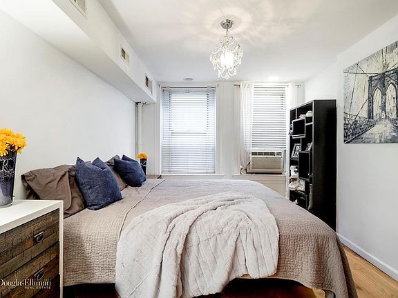 3rd image of 244 W 4th St APT 1A