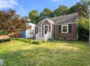 5 Lull St, Westwood, MA 02090