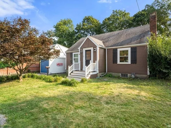 5 Lull St, Westwood, MA 02090