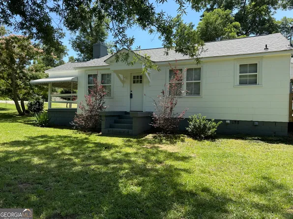 1511 W Poplar St, Griffin, GA 30224