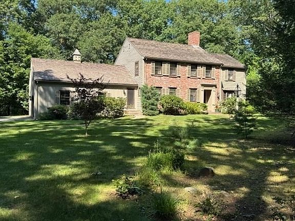 3rd image of 100 High Ridge Rd