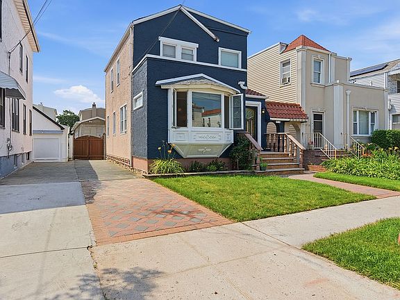 2nd image of 13720 233rd St