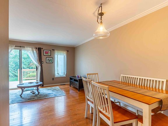 2nd image of 33 S Orchard Ave