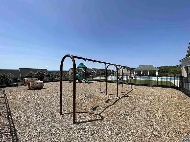 1662 Delphi Dr — Photo 28